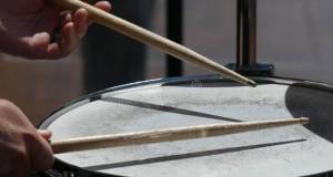 Une étude hongroise montre que les percussionnistes ont 73  plus de chance d'être vierges que les autres musiciens