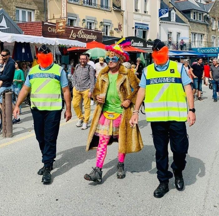 Après le burkini, la moumoutini interdite au Carnaval de Cancale